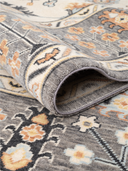 Yunser Cream & Gray Wool Machine-Made Rug 6'7" x 9'6" ED202 – rolled view